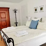 Dom wakacyjny Vogel - Helle Und Lichtdurchflutete Maisonette-ferienwohnung *