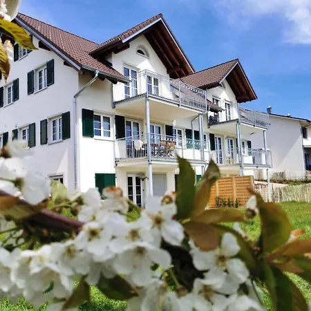 Vogel - Helle Und Lichtdurchflutete Maisonette-ferienwohnung *